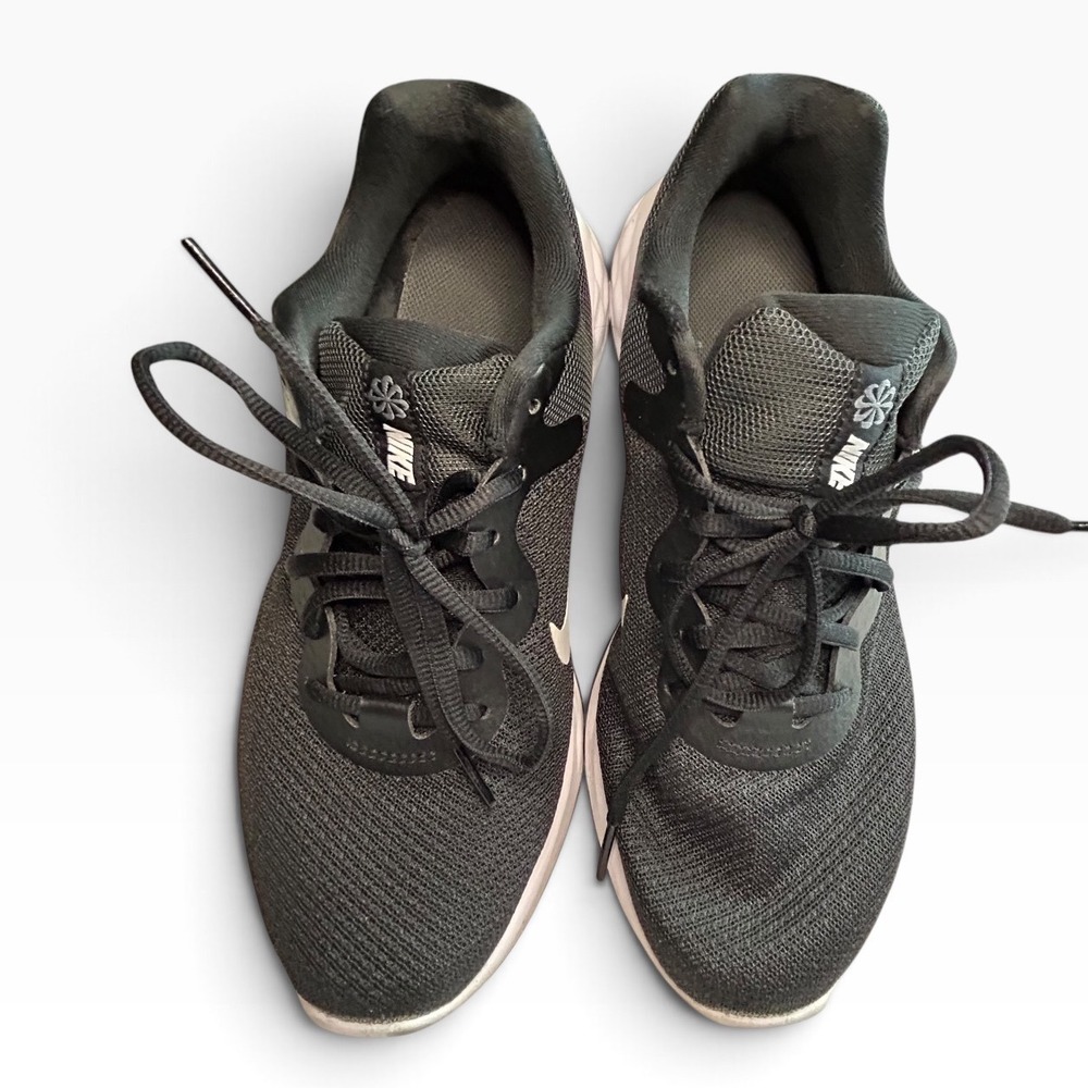 Nike Revolution 6 Next Nature Black White Running Shoes DC3729-003 Womens 10